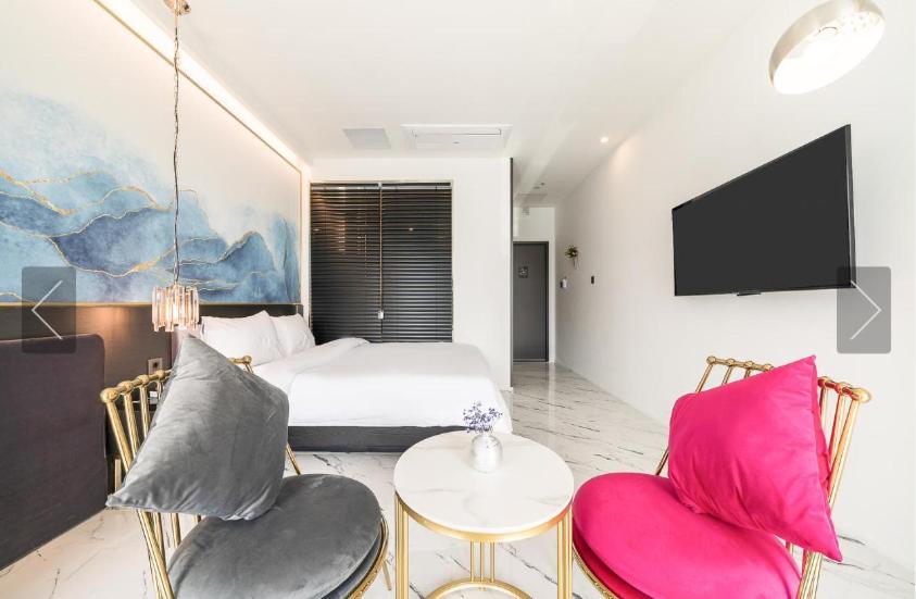De Homme Hotel Puszan Kültér fotó