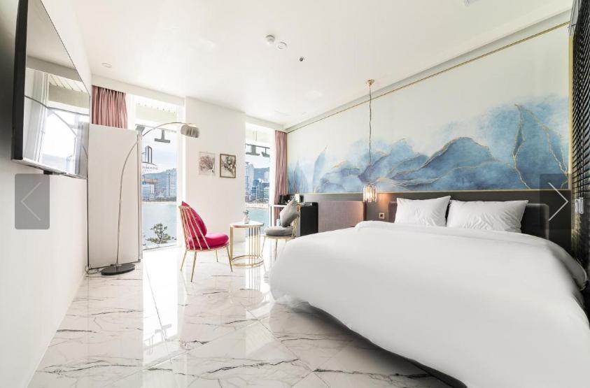 De Homme Hotel Puszan Kültér fotó